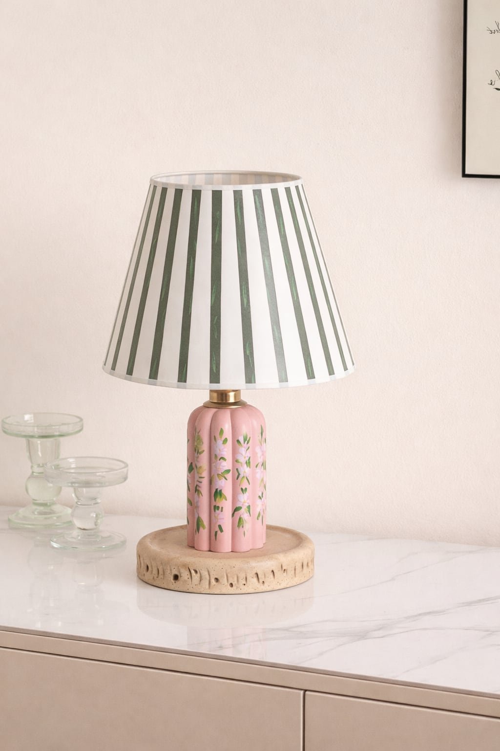 Capybara Ditsy Floral Table Lamp Resin Metal Fibre E27 25cm Bedroom Living Room Bedside Playful Modern | Faylight